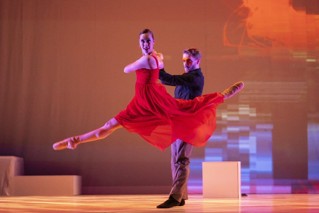 Macbeth Review Chicago Repertory Ballets Modern Version Of The