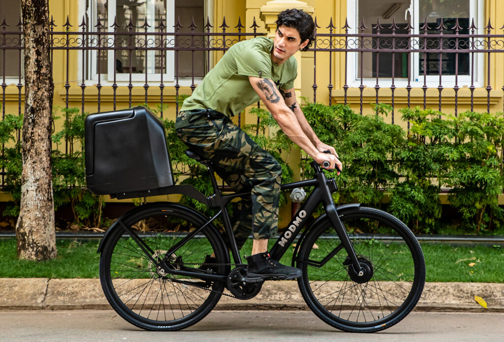 MODMO E BIKES THE ULTIMATE IN ZERO EMISSION PERSONAL TRANSPORT