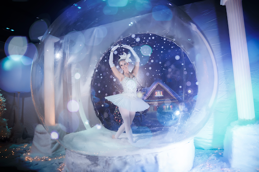 Fashion Show Las Vegas – Bringing a Wonderland of Holiday Celebrations ...