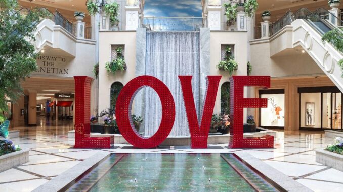 A Slice of Italy in Las Vegas: The Venetian Las Vegas Hotel Review