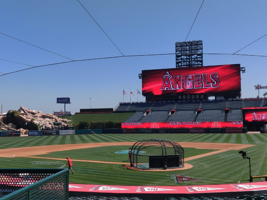 Los Angeles Angels Stadium #baseball  La angels baseball, Angels baseball  team, Angels baseball